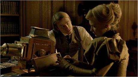 Crimson Peak, quand l’esthétique ne suffit plus à rehausser une narration banale… Crimson Peak, quand l’esthétique ne suffit plus à rehausser une narration banale…