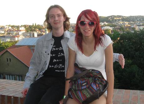 Souffrez-vous du Hover Hand, le syndrome des gens timides ? Souffrez-vous du Hover Hand, le syndrome des gens timides ?