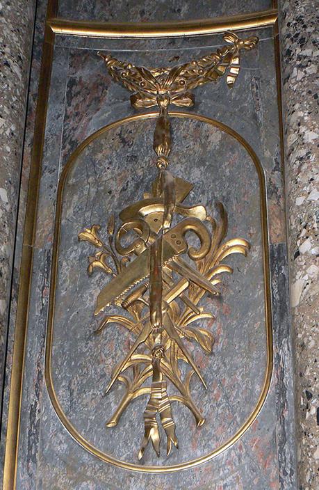 Saint Joseph et ses outils à Ille-sur-Tet (66) Saint Joseph et ses outils à Ille-sur-Tet (66)