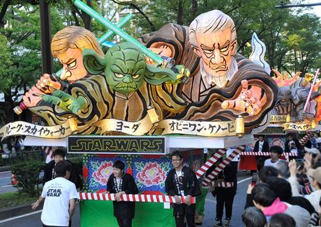 Un défilé Star Wars à Kawasaki Un défilé Star Wars à Kawasaki