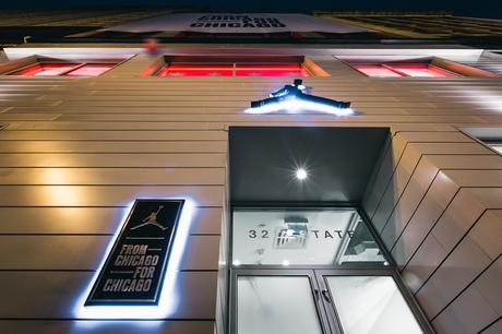 Jordan Brand ouvre un nouveau Flagship store à Chicago Jordan-32-South-State-Street-store-8