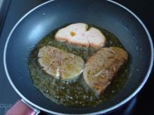 ESCALOPE DE FOIE GRAS POELE SUR PAIN D’EPICE & FRUITS D’AUTOMNE P1240757