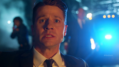 Les critiques // Gotham : Saison 2. Episode 6. By Fire. Les critiques // Gotham : Saison 2. Episode 6. By Fire.