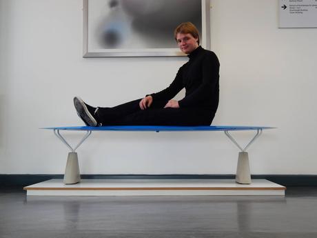 Lilo Bench hydroformage par Connor Holland Lilo Bench hydroformage par Connor Holland