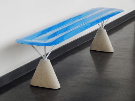 Lilo Bench hydroformage par Connor Holland Lilo Bench hydroformage par Connor Holland