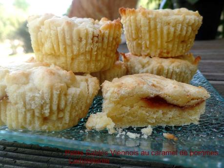 Petits Sablés Viennois au caramel de pommes SAM_0312