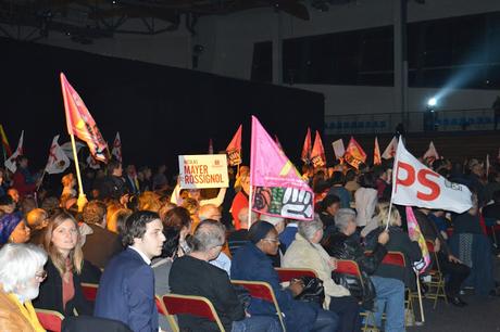 Le grand meeting de Val-de-Reuil a servi à galvaniser les troupes militantes à l'aube de la campagne des régionales Le grand meeting de Val-de-Reuil a servi à galvaniser les troupes militantes à l'aube de la campagne des régionales