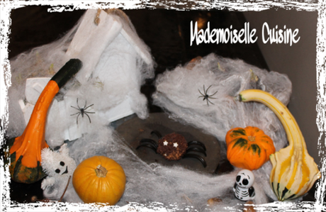 Araignée meringuée pour Halloween Araignée meringuée pour Halloween