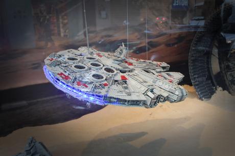 Les Galeries Lafayette fêtent Noël avec Star Wars StarWarsGaleriesLafayette-golem13-014