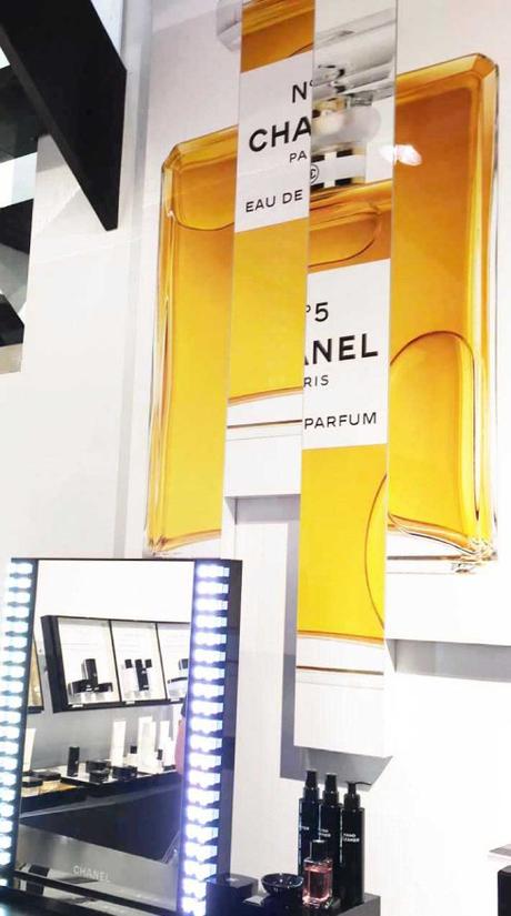 La nouvelle boutique Chanel Beauté à Paris Chanel Beauté Rue des Francs Bourgeois Paris Marais