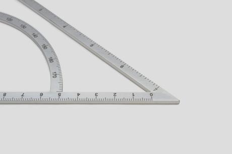 OUTLINE outils de mesure par Tomas Kral