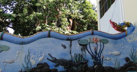 Issan, géant et crocodile de wat (photo) Issan, géant et crocodile de wat (photo)