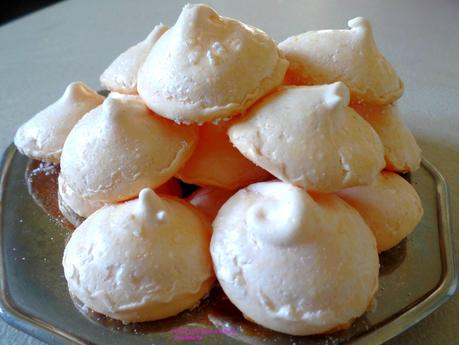 Petites Meringues à la Rose SAM_0382
