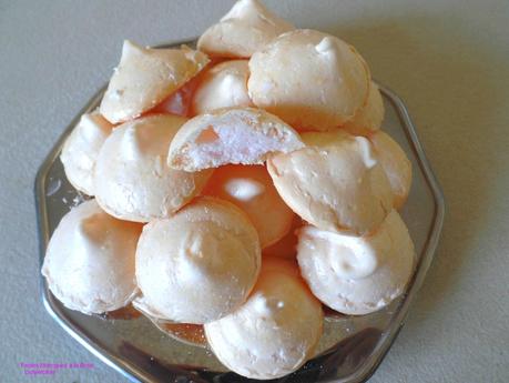 Petites Meringues à la Rose SAM_0383