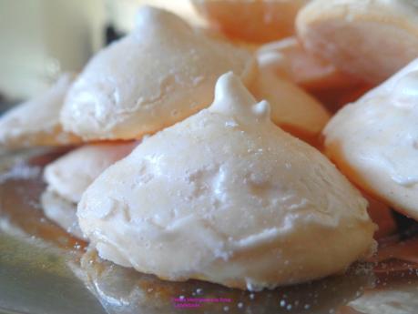 Petites Meringues à la Rose SAM_0384