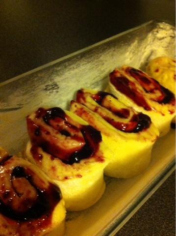 Lundi Brassens Broche myrtille