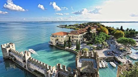 best-small-towns-in-northern-italy-Sirmione