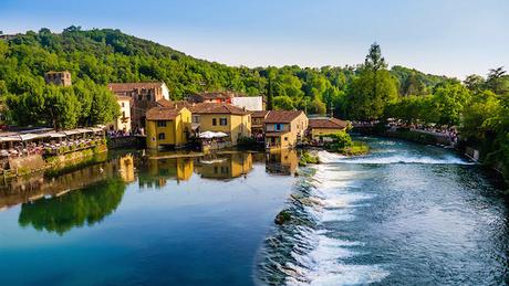 best-small-towns-in-northern-italy-Borghetto