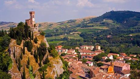 best-small-towns-in-northern-italy-Brisighella