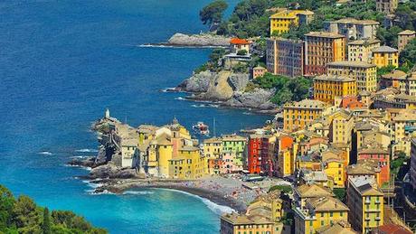 best-small-towns-in-northern-italy-Camogli