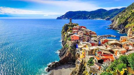 best-small-towns-in-northern-italy-Vernazza