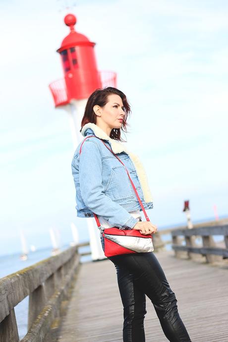 Un océan d’amour slim-cuir2