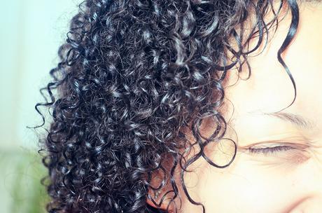 Je veux des cheveux extra lisses ! cheveux boucles