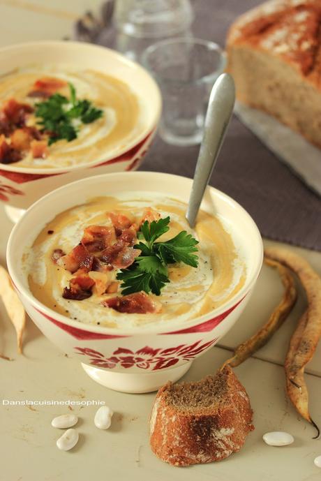Velouté de haricots tarbais à la ventrèche Velouté de haricots tarbais à la ventrèche