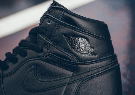 Air Jordan 1 Retro High OG Cyber Monday air-jordan-1-high-cyber-monday-black-white-6