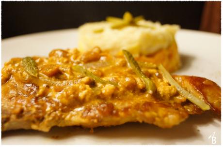 Côtes de porc charcutière aux deux purées, carottes et panais Côte de porc charcutière Purée de panais et carottes 4