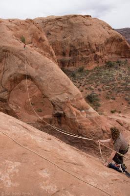 Part 1 : Singeries Moabiennes et 500m de highline - Théo Sanson Part 1 : Singeries Moabiennes et 500m de highline - Théo Sanson
