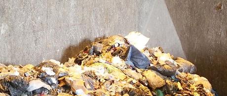 COP21 - Incinérateur d'Échillais : un scandale écologique en devenir ? L'objectif de ce nouveau centre de traitement de déchets est de tranformer en énergie jusqu'à 94 % des déchets du territoire.