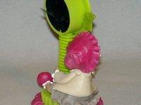 Horloge avec p'tite elfe en porcelaine froide Horloge avec p'tite elfe en porcelaine froide