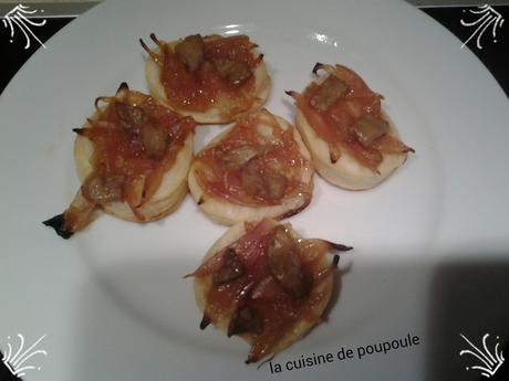 Mini tartelette de foie gras aux échalotes caraméliser Mini tartelette de foie gras aux échalotes caraméliser