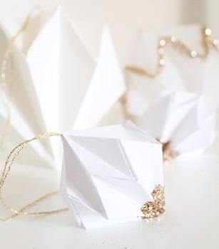 Traditions de Noël et une jolie sélection de DIY vie-organisee-traditions-de-noel-boules