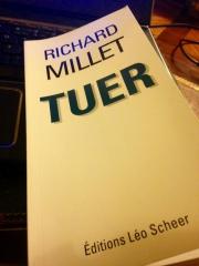 Richard Millet tel qu'en lui-même l'érotisme guerrier le dresse : Tuer CVdWwHPWEAApu_I.jpg