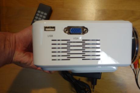 Test du vidéoprojecteur Flylinktech LED projecteur2