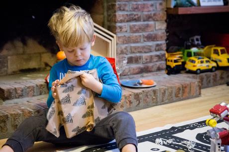 #cespetitsriens – Il est venu Saint Nicolas… #cespetitsriens – Il est venu Saint Nicolas…