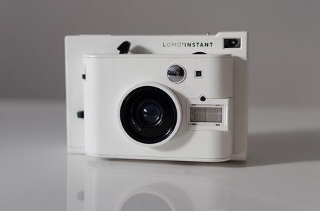 Polaroid Snap VS Lomo Instant Polaroid Snap VS Lomo Instant