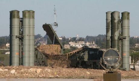 GUERRE MONDIALE ? La Russie active son système antimissile S-400 dans le Nord-Ouest GUERRE MONDIALE ? La Russie active son système antimissile S-400 dans le Nord-Ouest