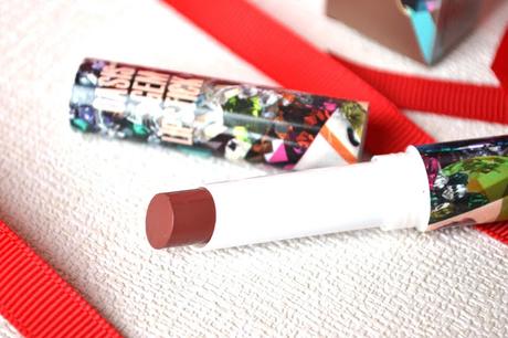 En avant Noël avec la GlossyBox de décembre ! En avant Noël avec la GlossyBox de décembre !