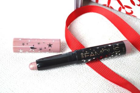 En avant Noël avec la GlossyBox de décembre ! En avant Noël avec la GlossyBox de décembre !