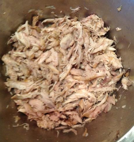 Effilochée de lapin aux cèpes, brunoise légumes et aromates effilochee