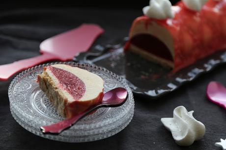 Bûche , mousse citron framboises , Noel Bûche , mousse citron , insert gélifié framboises , Noel