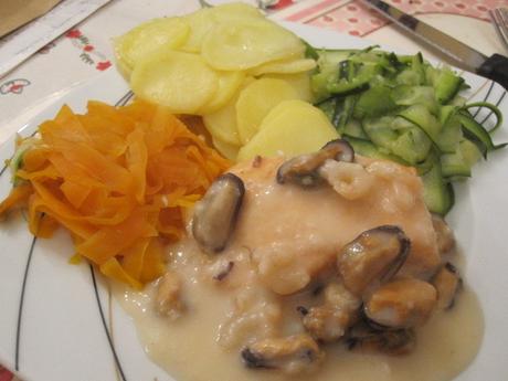 Saumon à la sauce dieppoise au thermomix (ou cook expert de magimix ) Saumon à la sauce dieppoise au thermomix (ou cook expert de magimix )