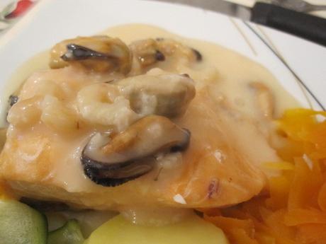 Saumon à la sauce dieppoise au thermomix (ou cook expert de magimix ) Saumon à la sauce dieppoise au thermomix (ou cook expert de magimix )