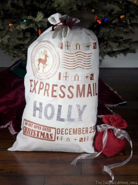 Cousez un sac de Père Noël personnalisé Cousez un sac de Père Noël personnalisé