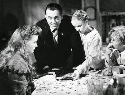 Le Lys de Brooklyn - A Tree Grows in Brooklyn, Elia Kazan (1945) Le Lys de Brooklyn - A Tree Grows in Brooklyn, Elia Kazan (1945)