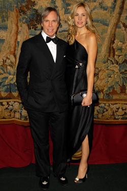 Tommy Hilfiger est fiancé !