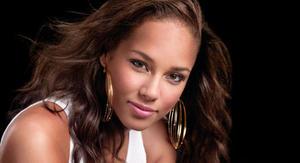 Alicia Keys:Elle rend hommage à toutes les femmes